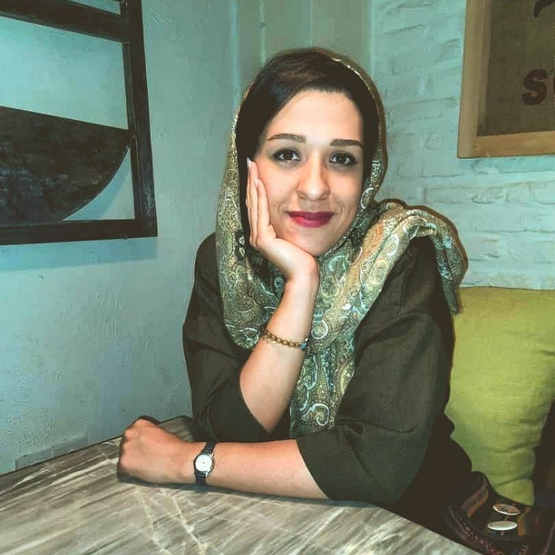 الناز منشاری